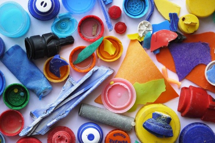 Busca aprobarse proyecto de ley para la reducción de plásticos de un solo uso