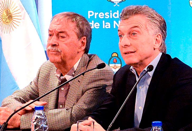 Negri contra Schiaretti: "Cuando viajaba con Macri era difícil bajarlo"
