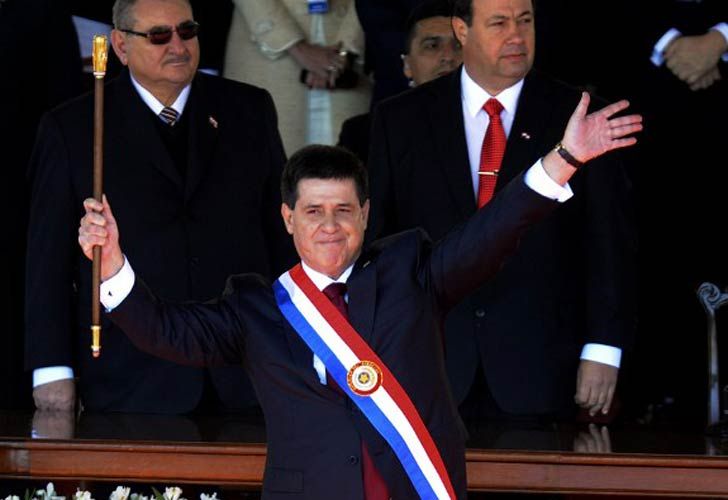 El empresario Horacio Cartes asumió la presidencia de Paraguay