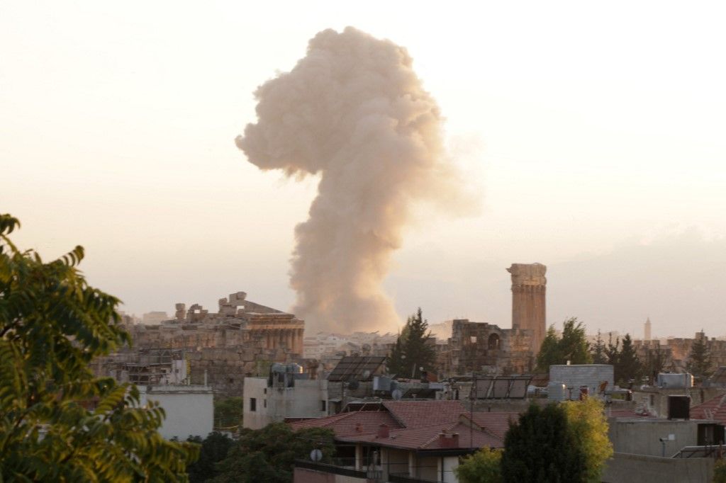 A la caza de Hezbollah: bombardeos de Israel en Líbano dejaron unos 100 muertos y 200.000 desplazados