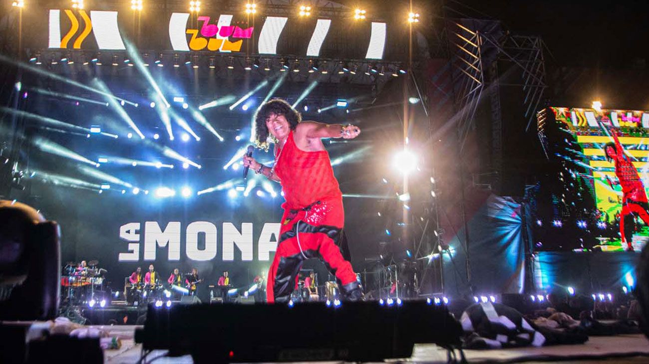 Este domingo, la Mona Jiménez cantará gratis frente al Obelisco