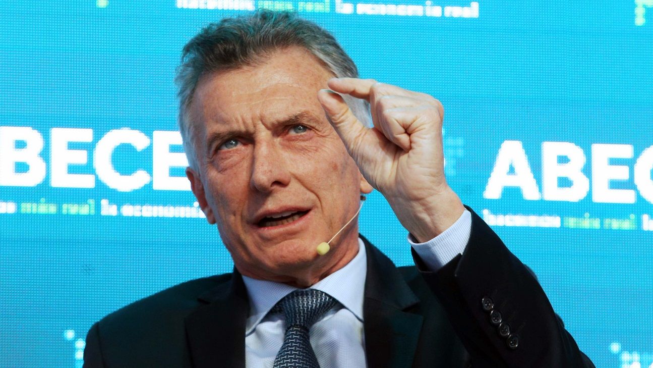 Mauricio Macri pidió "el desarme urgente" de Aerolíneas Argentinas