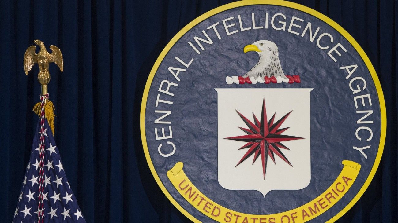En un cable "ultrasecreto", la CIA reconoció que perdió a decenas de espías en todo el mundo