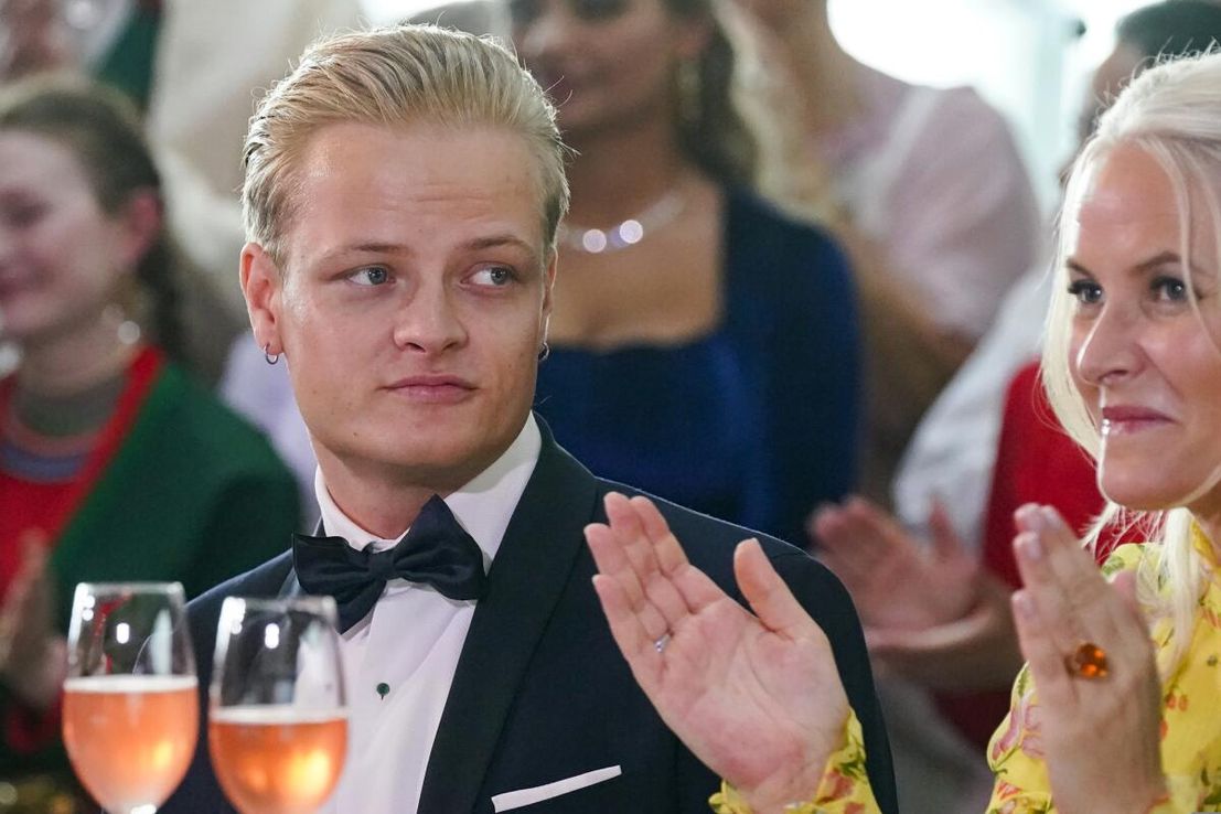 Acusan de cuatro violaciones al hijo mayor de la princesa de Noruega