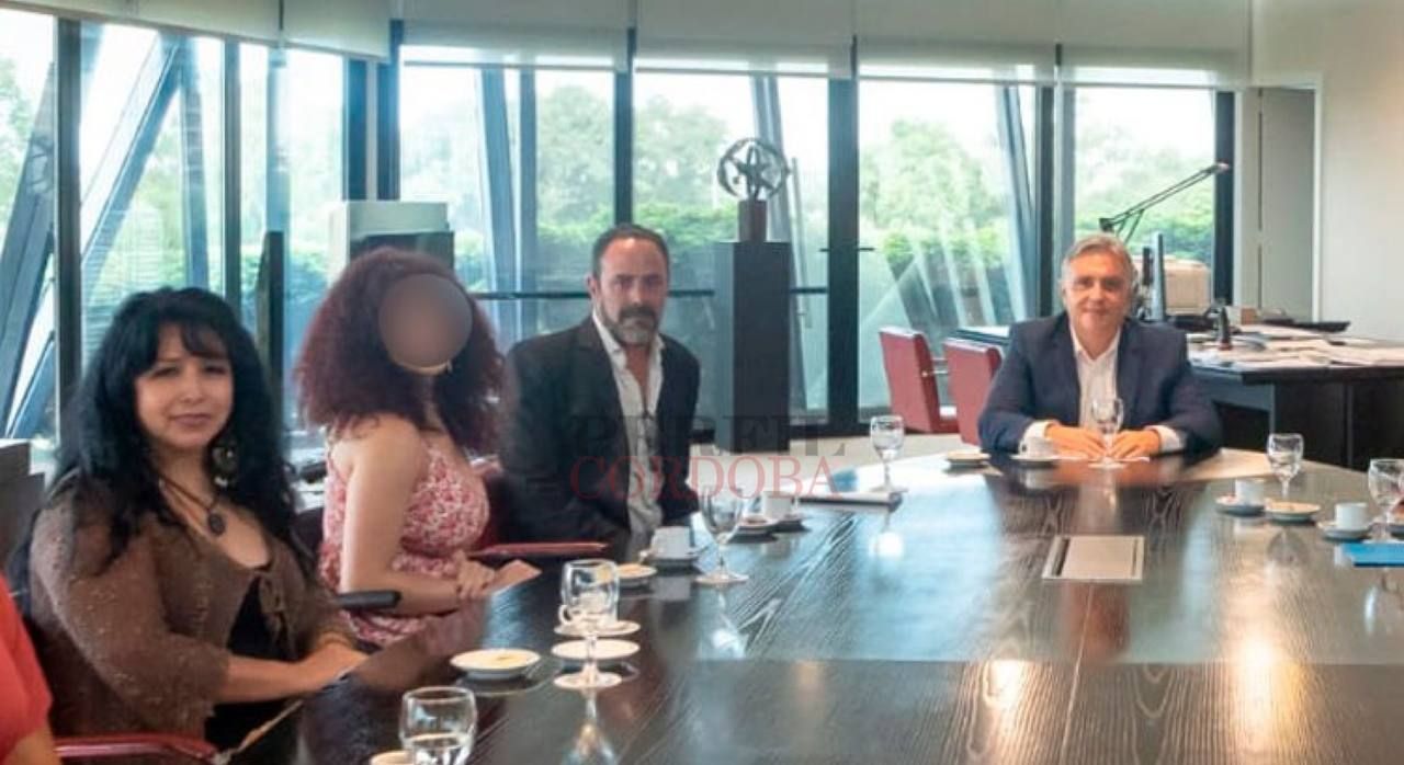 Foto exclusiva: Llaryora con Alexa, la víctima del choque con Oscar González