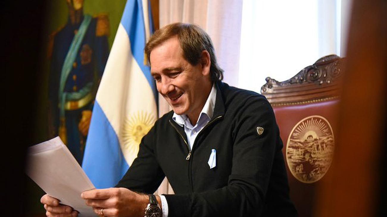 Julio Garro lanzó un plan de veredas: pide participación de los vecinos para "compartir gastos"