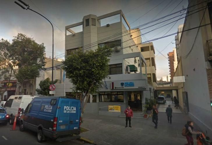 Detienen a comisario de la Ciudad por cobrar coimas a comerciantes