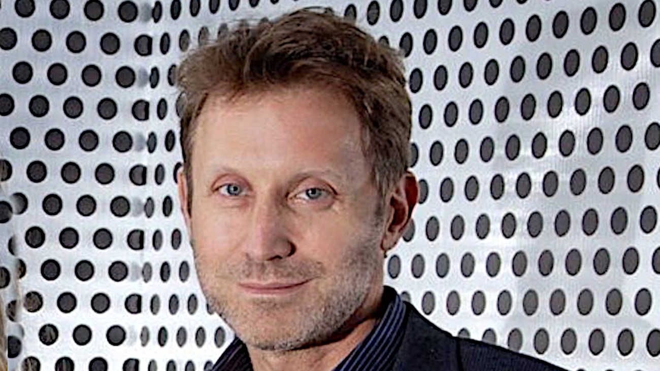 Jonathan Kovalivker se presentó a la justicia y entregó el celular: bloquean las cajas de seguridad de los involucrados