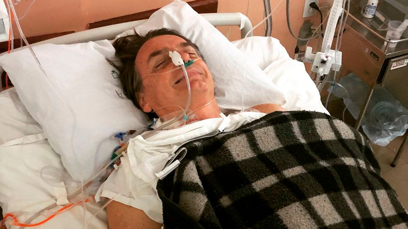 Jair Bolsonaro tuvo que ser operado otra vez por complicaciones