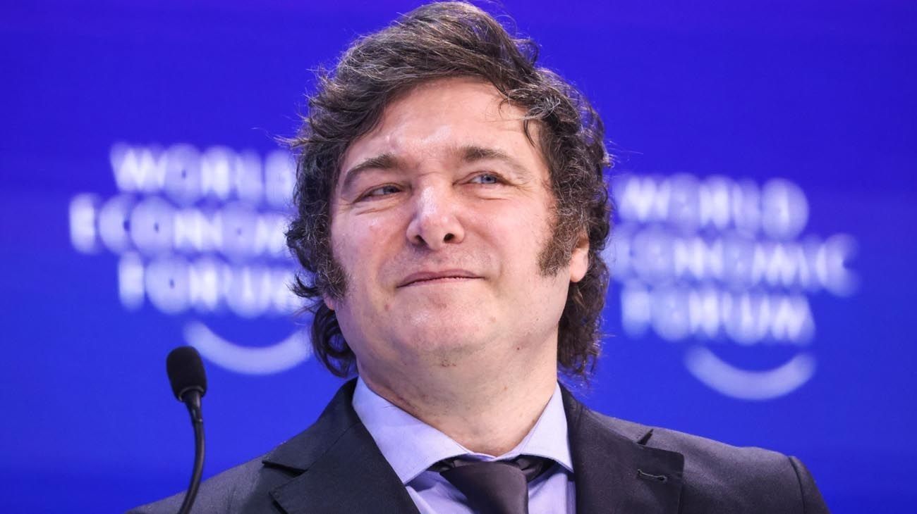 En el primer mes de gestión de Milei el gasto público bajó un 30%