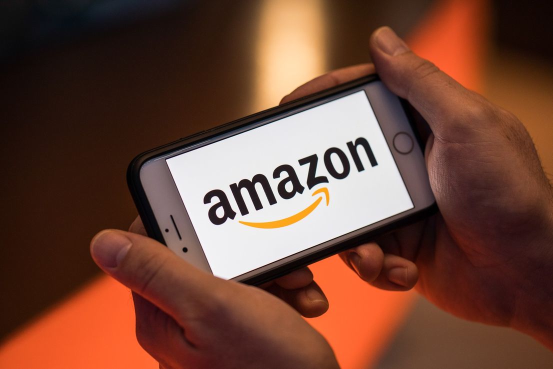 Amazon estaría en busca de películas de Sony y Paramount