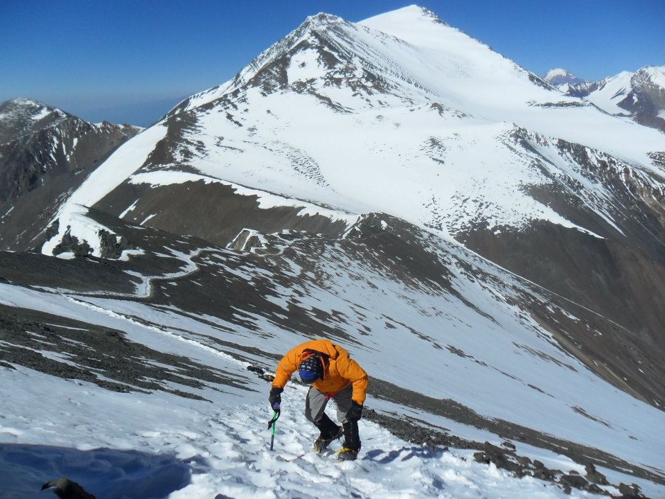 Fotos: dramático rescate de tres andinistas que estuvieron 48 horas atrapados en una montaña de Mendoza