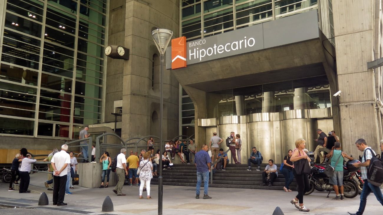Los bancos abrirán sábado y domingo para el pago de jubilaciones, pensiones o planes sociales