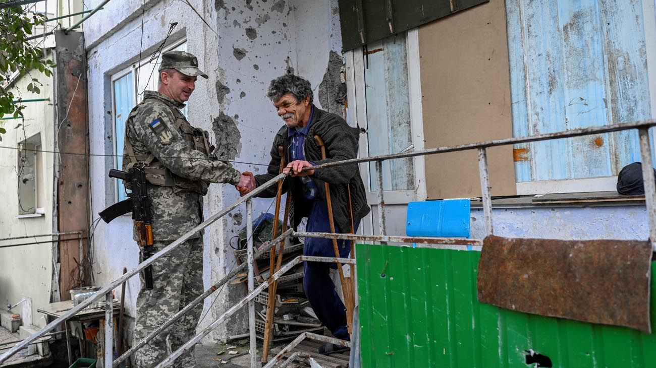 Guerra en Ucrania: Putin pidió que los rusos retrocedan en Kherson y pierde territorio