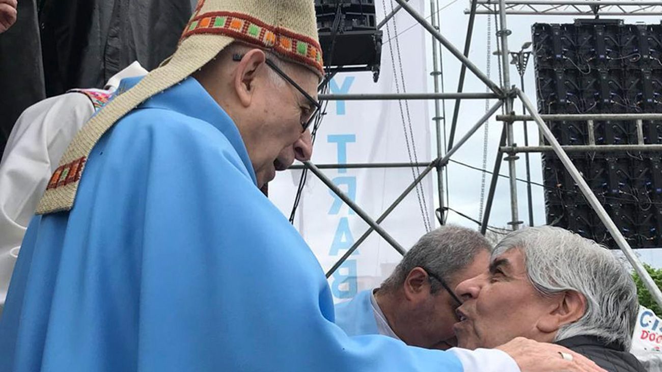 Radrizzani desligó a Francisco de la misa en Luján: "El Papa no tuvo injerencia"