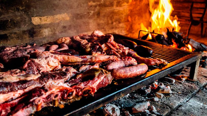 Asesor ganadero que apoya a Milei: "Si vos querés carne barata, andá a consumir pollo"