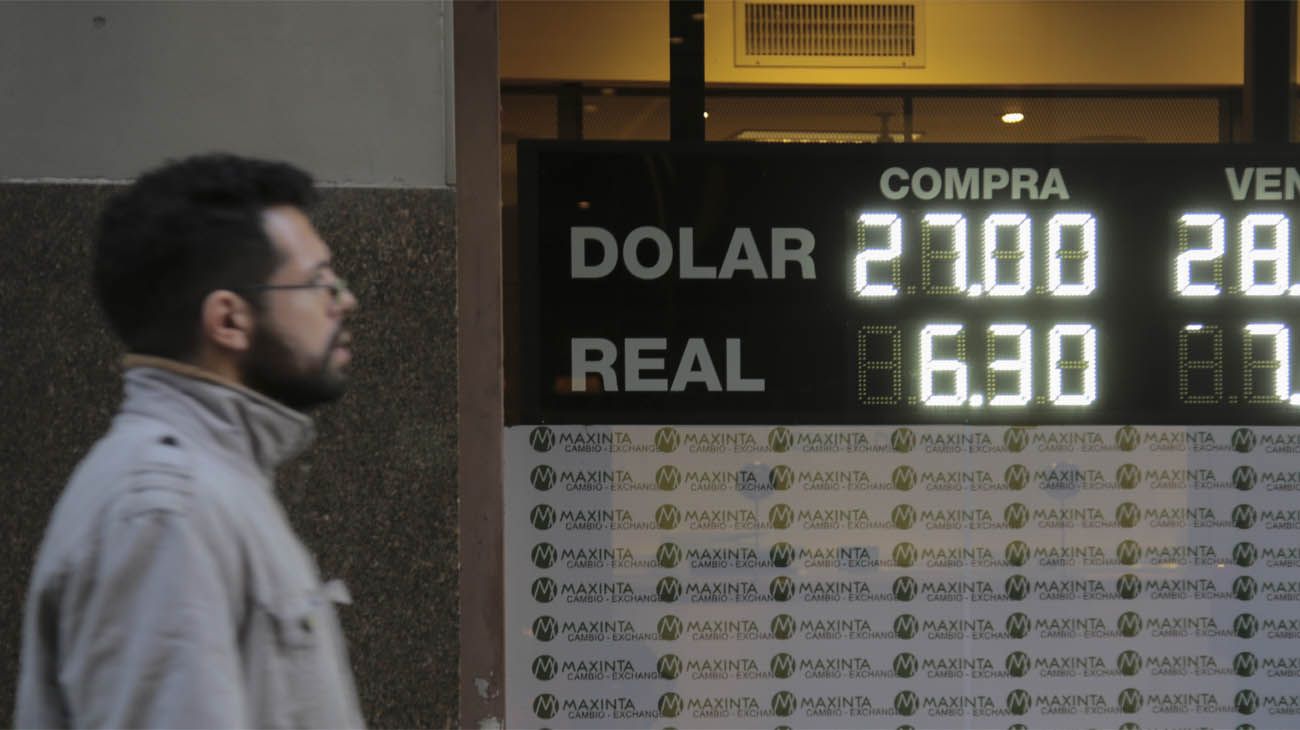 El dólar se mantiene estable: solo subió un centavo