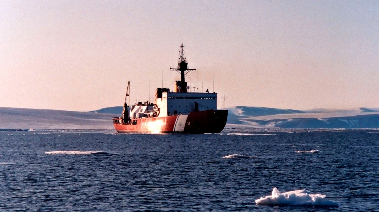 El derretimiento de hielo en el Ártico abre nueva ruta comercial