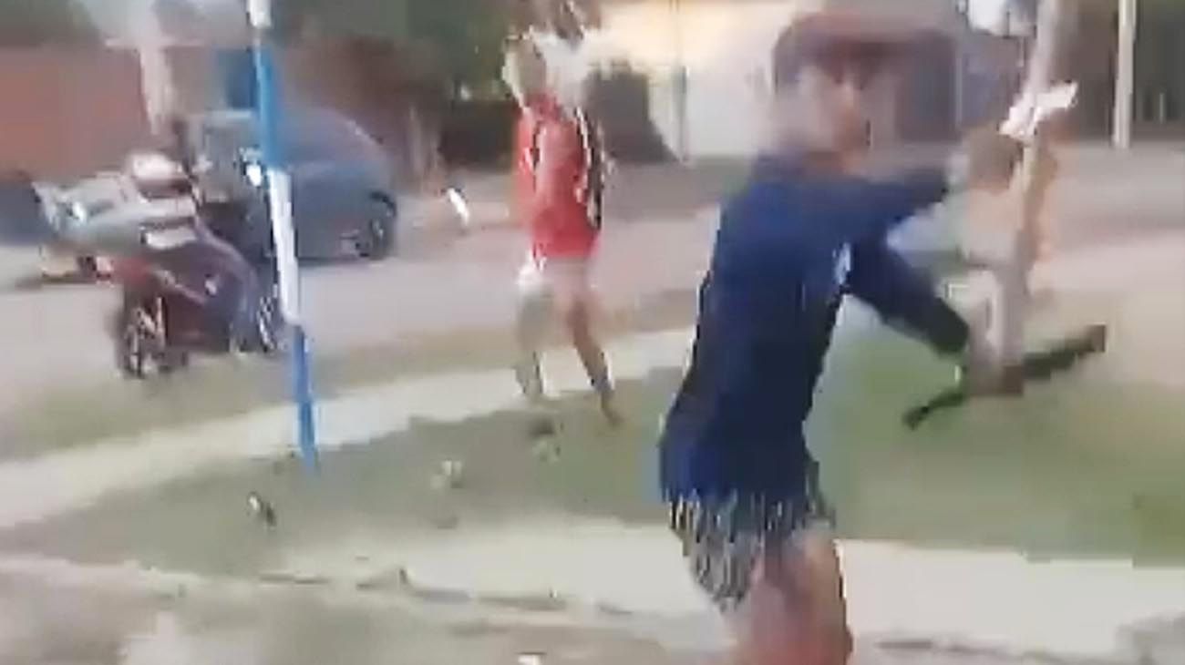 Tiroteo en Corrientes: un grupo de adolescentes atacó a un joven frente a su casa