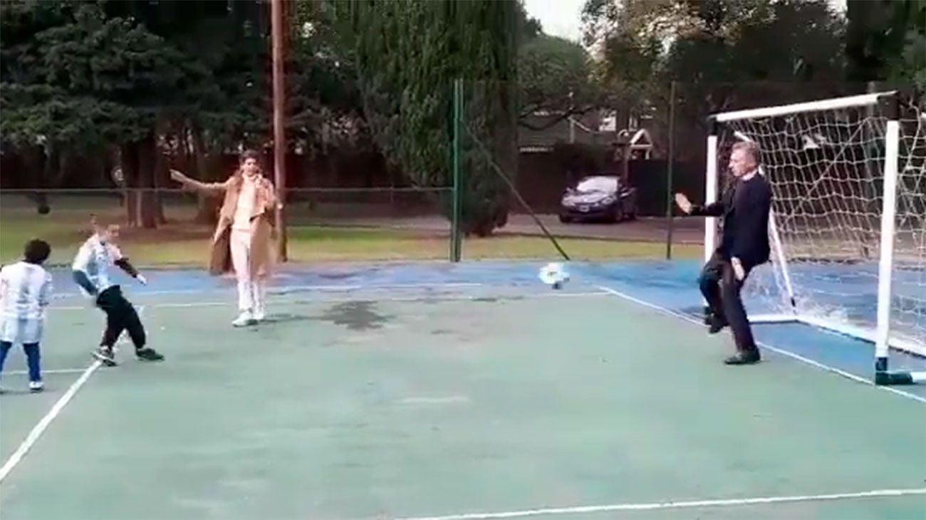 Video: quién es Lihuel Medrano, el chico que le pegó un pelotazo a Mauricio Macri