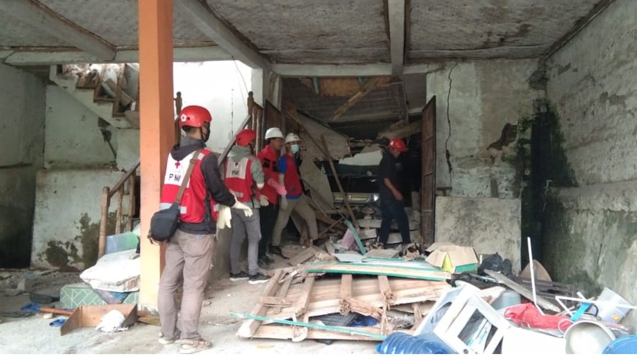 Un terremoto azotó Indonesia y dejó al menos 56 muertos y 700 heridos