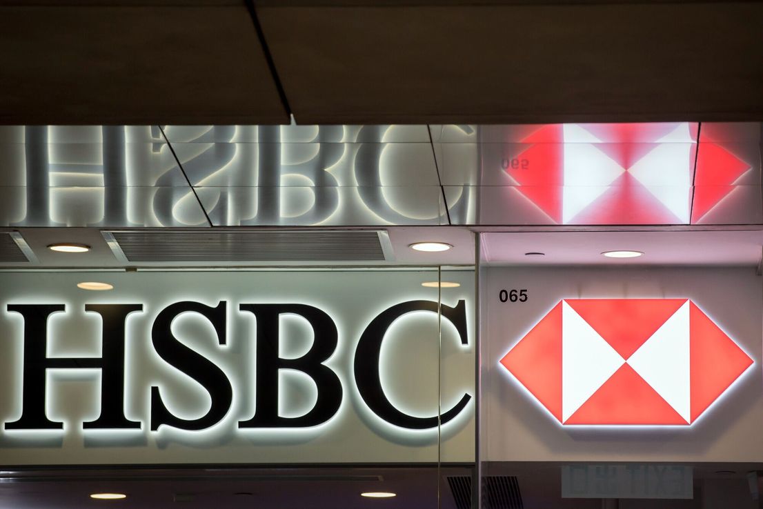 HSBC estudia fusionar banca comercial y de inversión