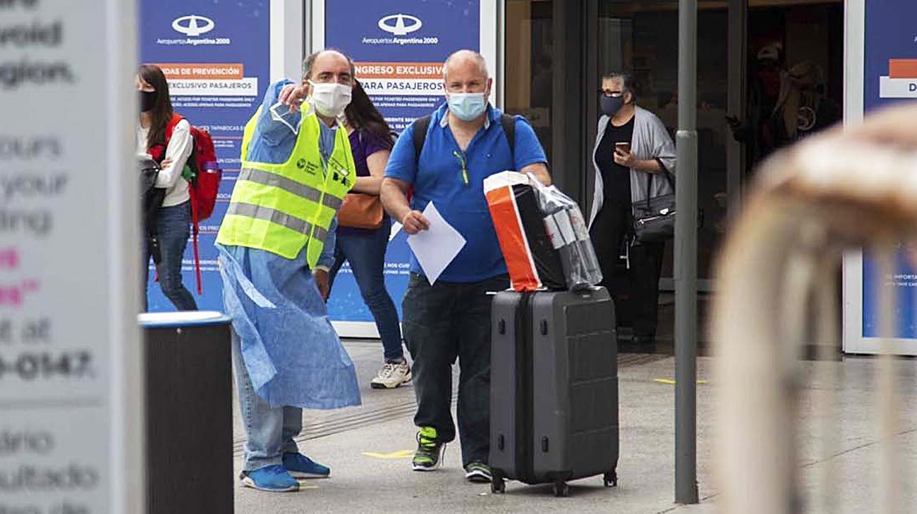 Covid-19: Qué necesitan los viajeros para llegar a la Argentina