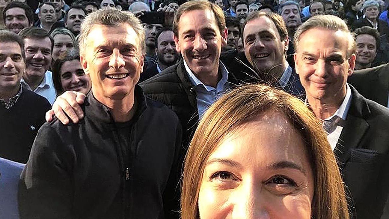 Macri apela al ‘voto bisagra’ para sumar en la polarización