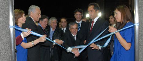 Inauguraron el centro de salud gratuito Alberto Cormillot