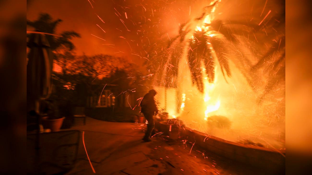 Incendios sin control en California: nueve muertos