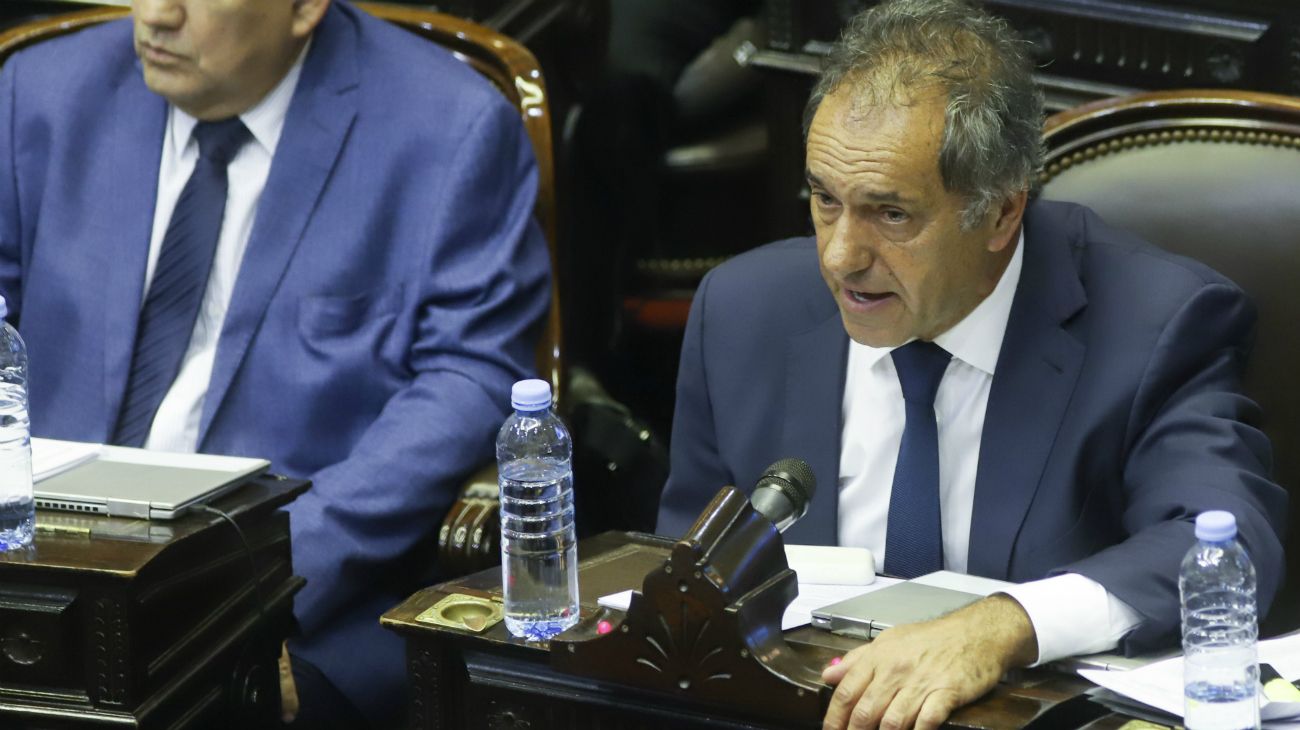 Scioli presentó su renuncia como diputado para asumir como embajador en Brasil
