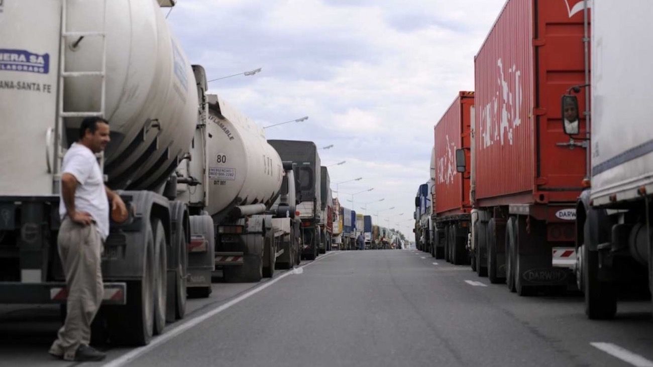 Los costos del transporte de cargas aumentaron 26% en el primer semestre