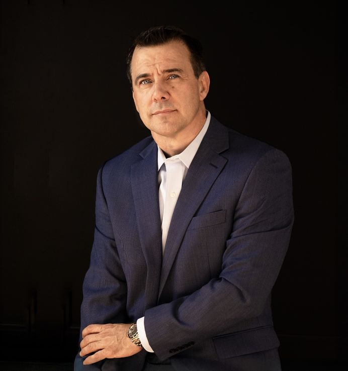 El cordobés Pablo Linzoain presentó su segundo libro en Estados Unidos