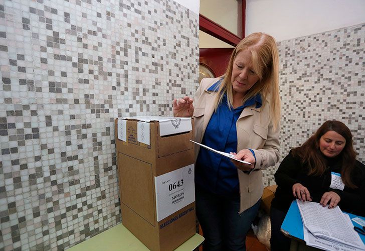 A Stolbizer le pareció "lamentable" que Cristina no haya ido a votar