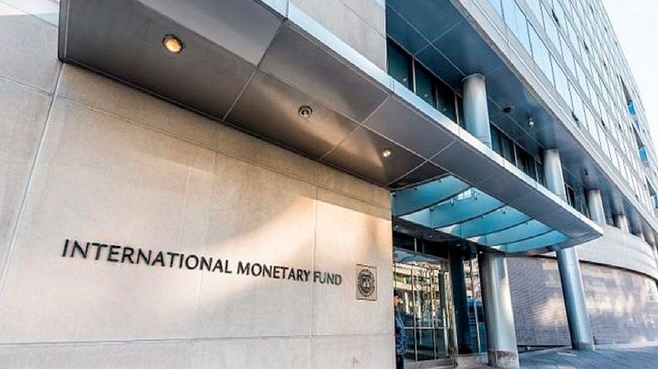 El FMI define si libera US$ 4.700 M para pagar deuda