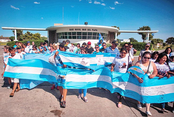 “Sigan buscando”, el reclamo de los familiares al Gobierno