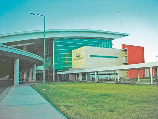 "Nación se manejó en un contexto gris, es de sentido común reabrir el aeropuerto"