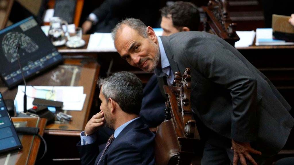 Denuncia de diezmo en Misiones: un dirigente libertario apuntó a “Lule” Menem