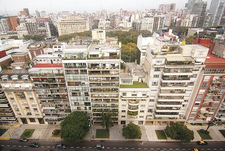 Cuestionan el plan para reducir expensas en edificios porteños