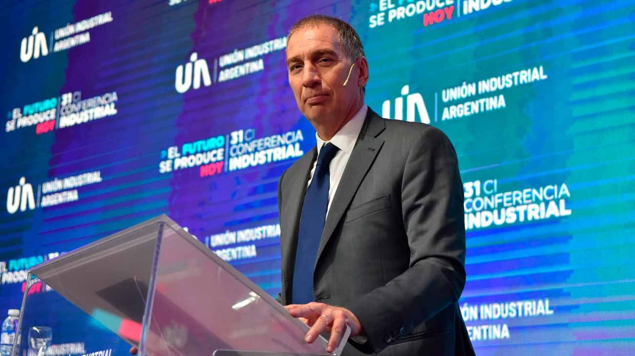 El Gobierno corrige "un error" y le devuelve al ministerio de Santilli el control del RENAPER
