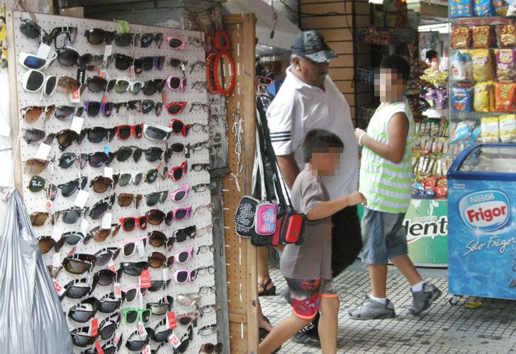 Advierten sobre los riesgos de comprar anteojos ‘truchos’