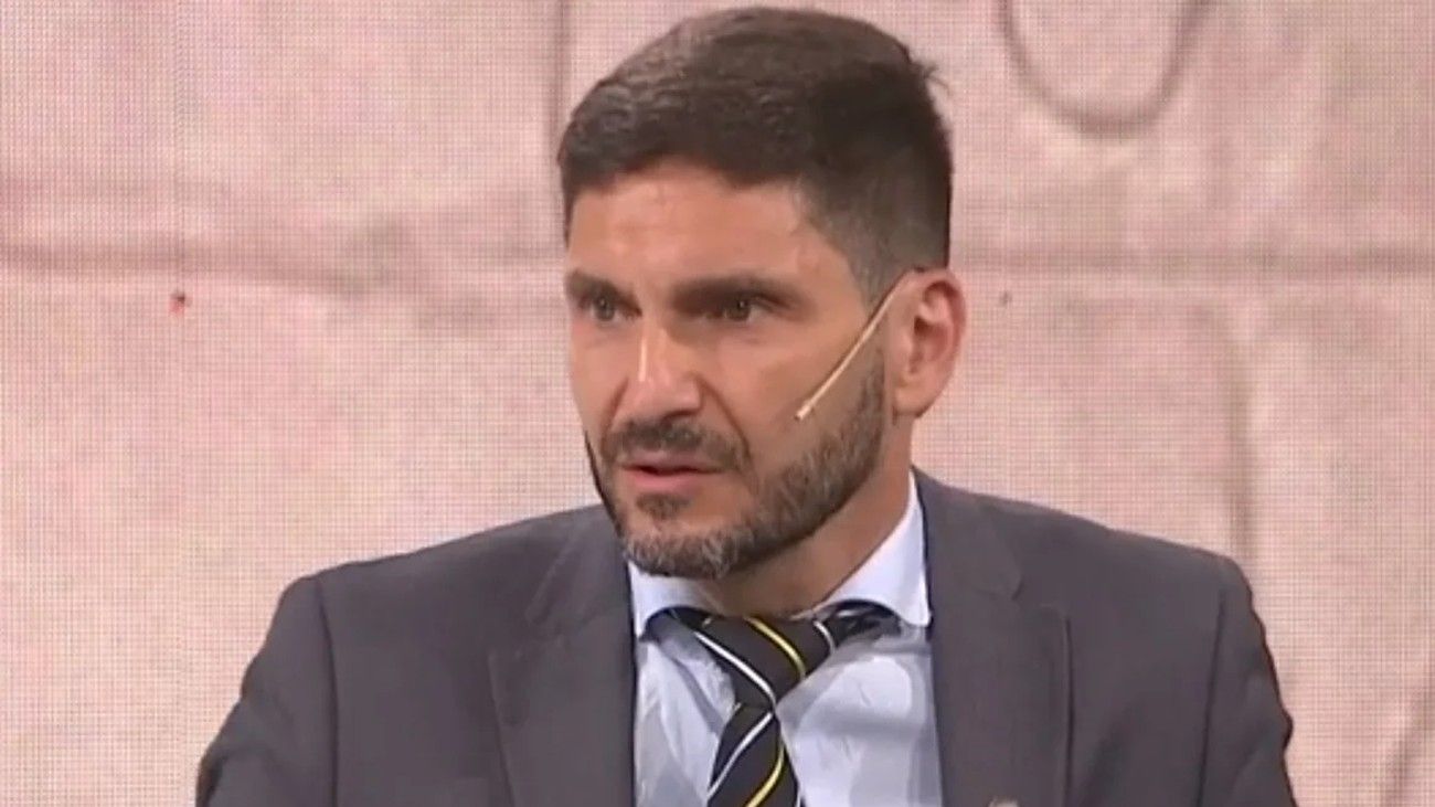 Maximiliano Pullaro criticó a su antecesor, Omar Perotti: "El kirchnerismo creía que los presos son víctimas"