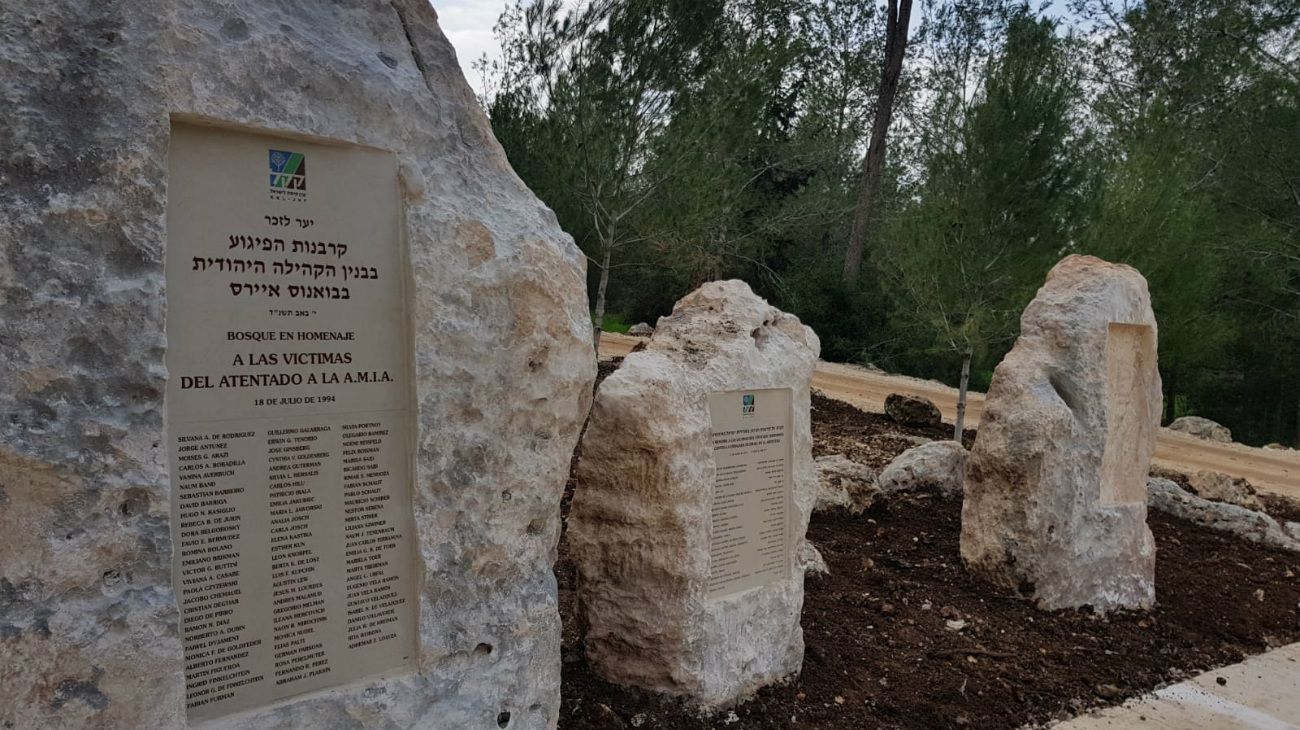 Israel inaugura hoy un monumento en honor a Nisman cerca de Tel Aviv