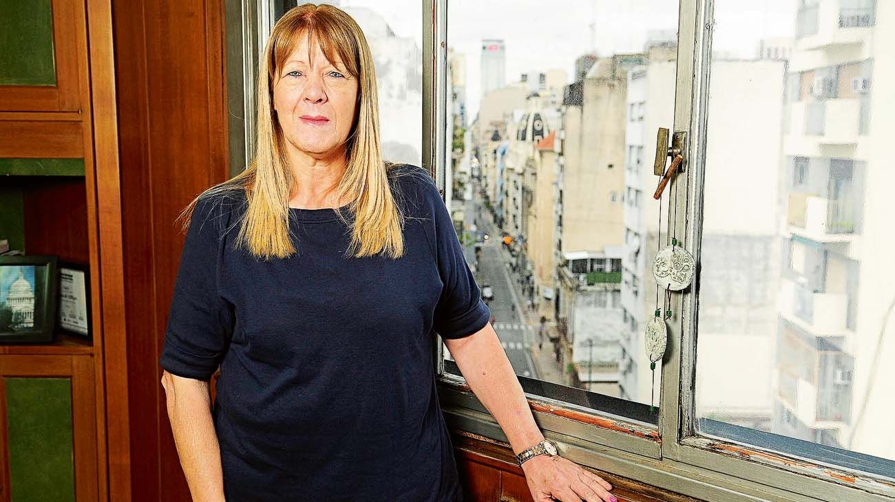 Margarita Stolbizer: “No se puede recortar salud para pagar dólar futuro”
