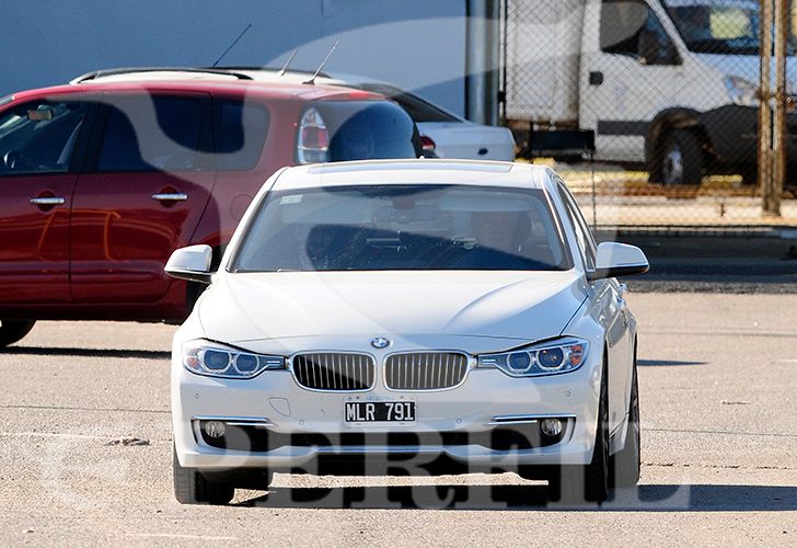 El auto con el que Cristobal López salió de la cárcel tiene una multa por cruzar en rojo Comodoro Py