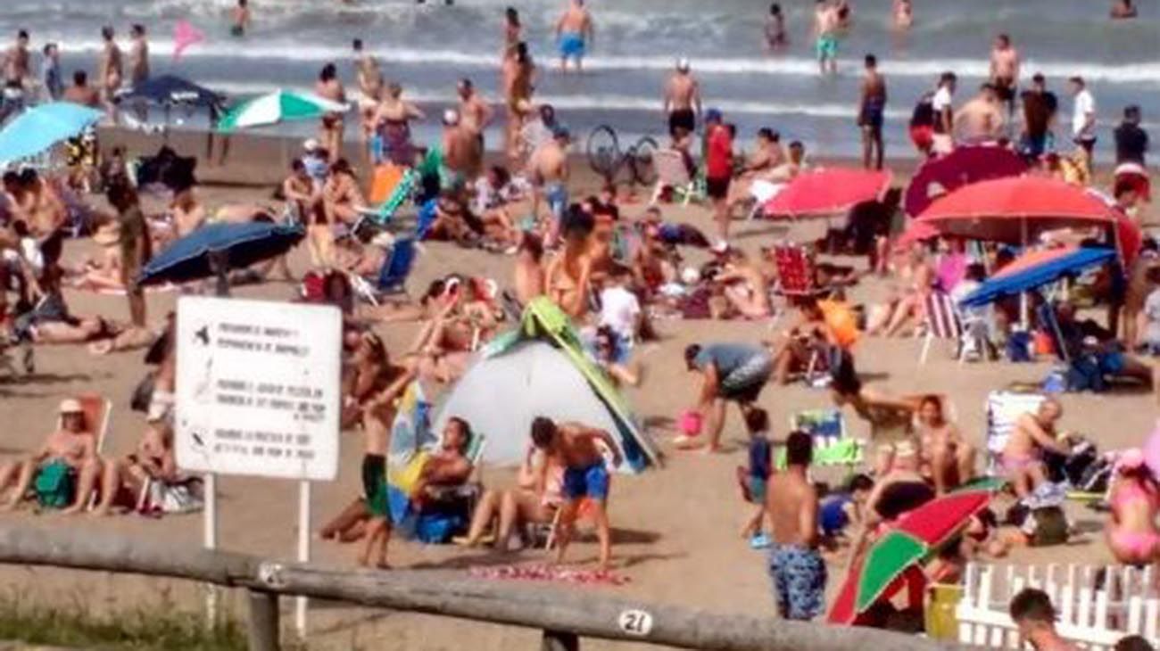 Con casi 30 grados, Mar del Plata "ardió" de gente