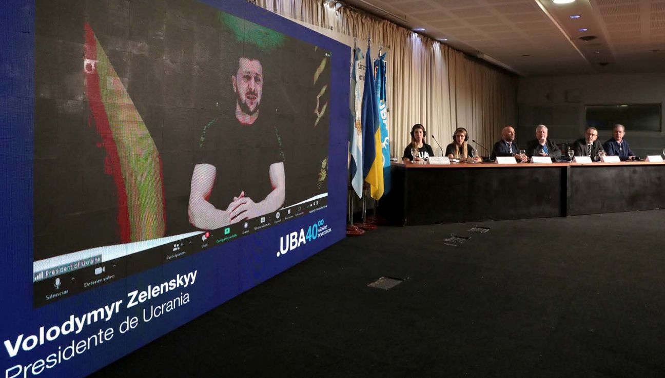 Cuáles fueron las preguntas que respondió Volodímir Zelenski de los estudiantes de la UBA