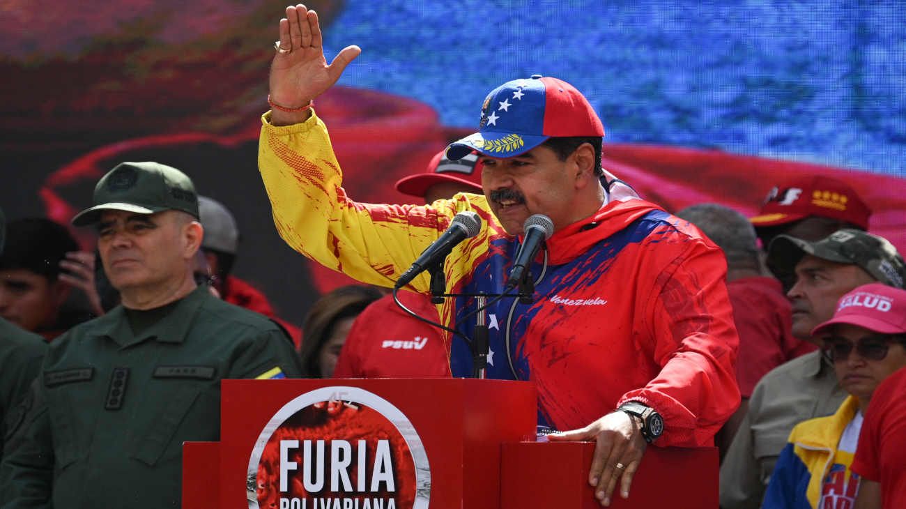 Venezuela registró la primera caída de precios en 17 años, según estudios privados