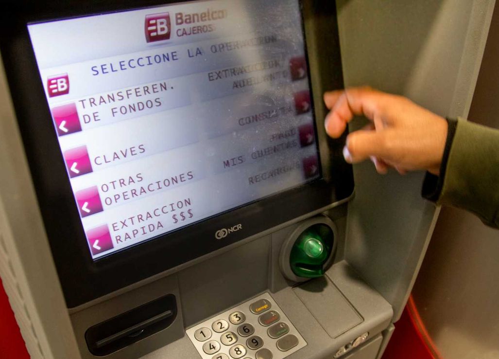 Visa compra Prisma y Newpay, incorporando la red de cajeros Banelco y PagoMisCuentas