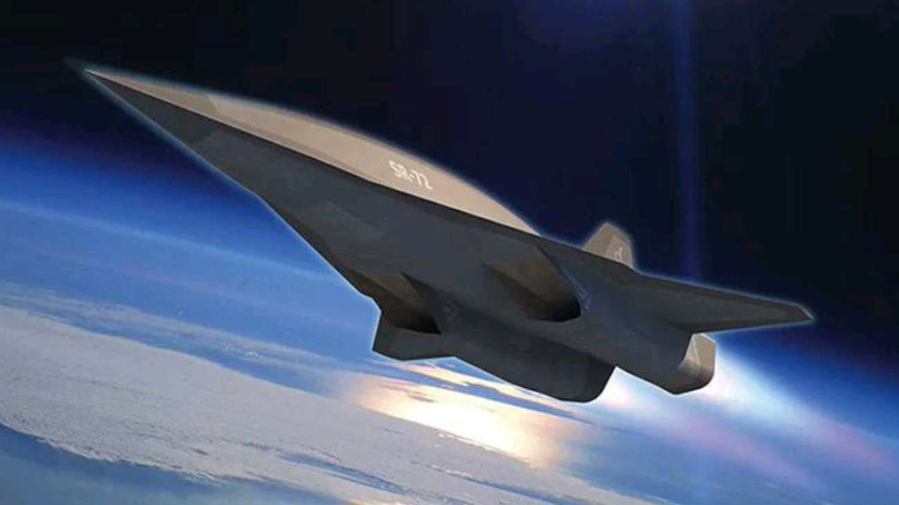El plan ultrasecreto de Estados Unidos para desarrollar un poderoso avión que dispara proyectiles hipersónicos